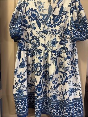 SHEIN Blue and White Floral Dress